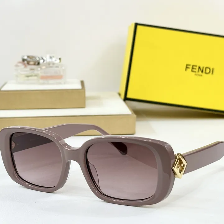 スーパーコピー フェンディ サングラス