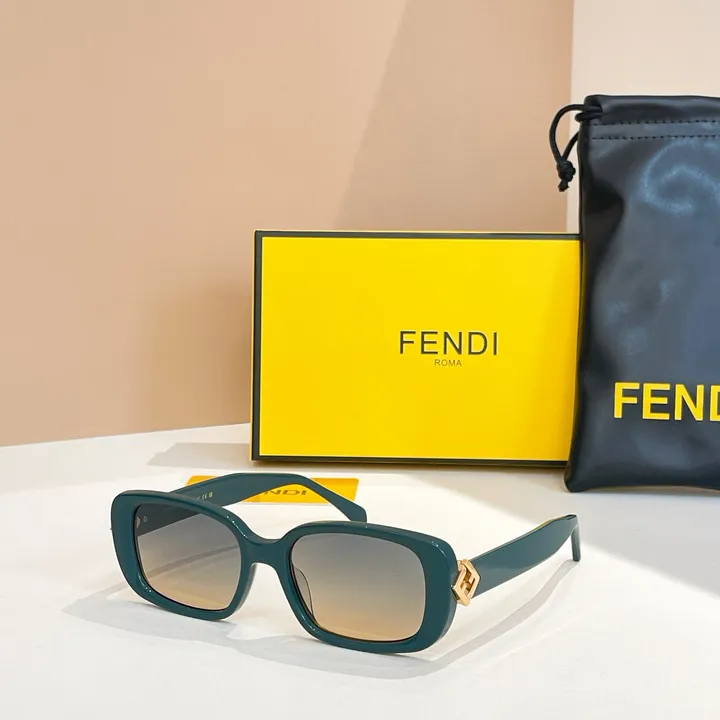 スーパーコピー フェンディ サングラス