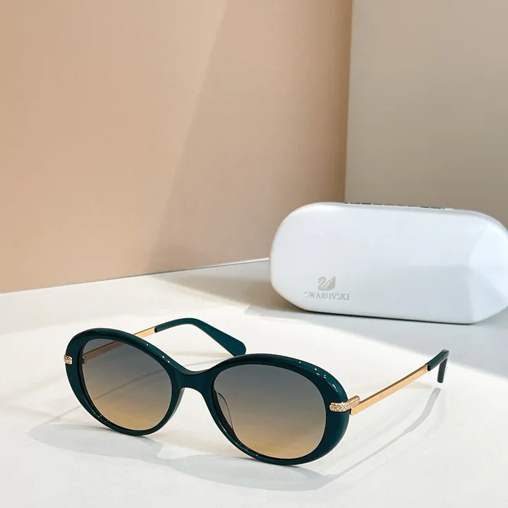 スーパーコピー スワロフスキー サングラス