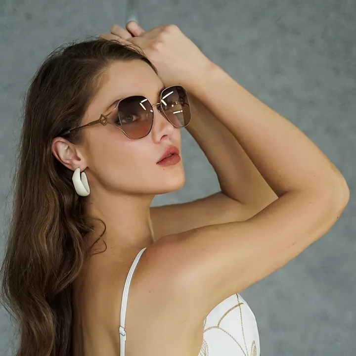 スーパーコピー フェンディ サングラス