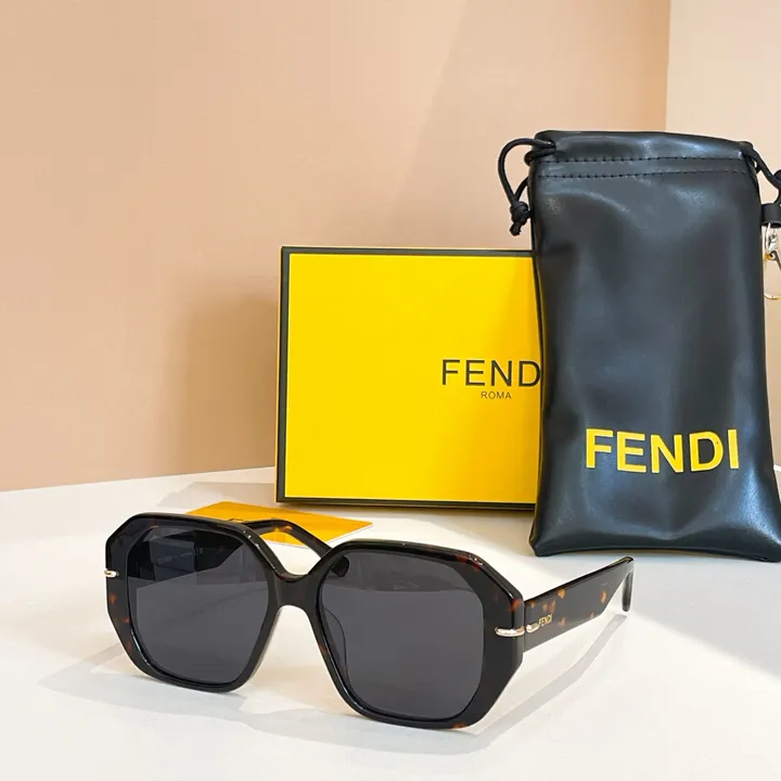 スーパーコピー フェンディ サングラス