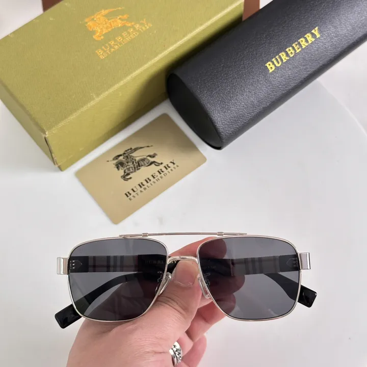 スーパーコピー バーバリー ス サングラス