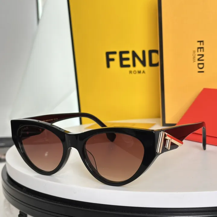 スーパーコピー フェンディ サングラス