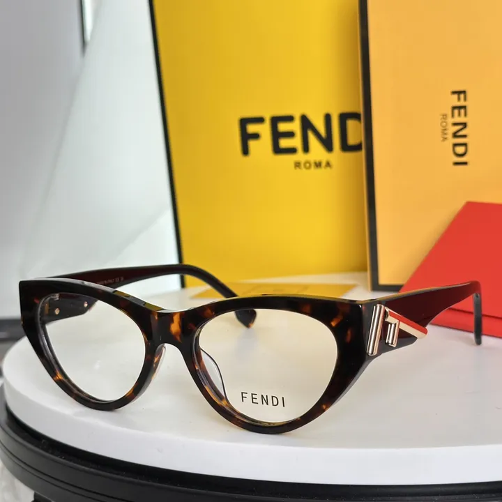 スーパーコピー フェンディ サングラス