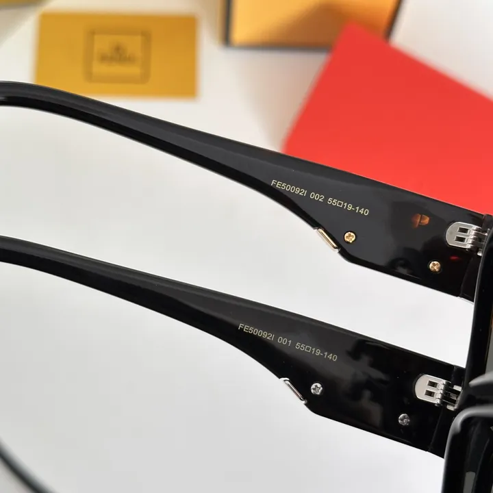 スーパーコピー フェンディ サングラス