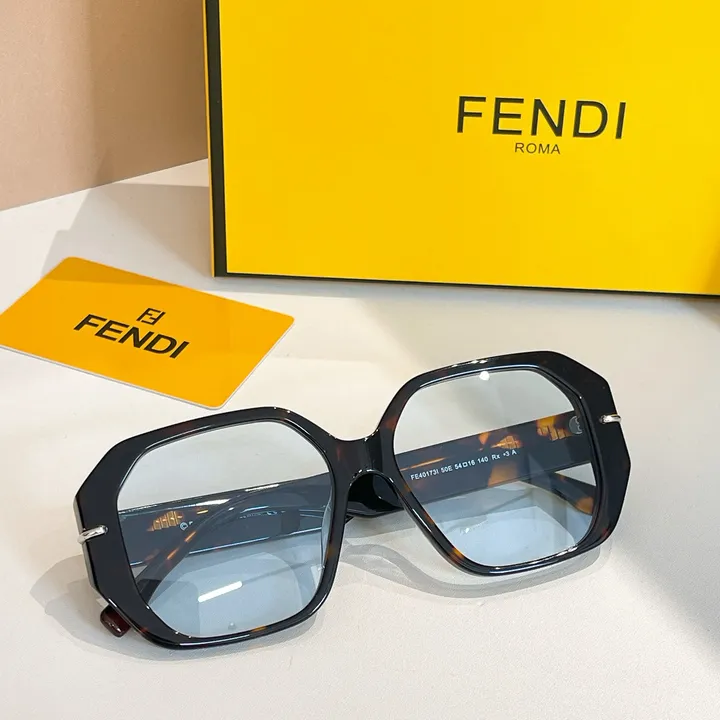 スーパーコピー フェンディ サングラス