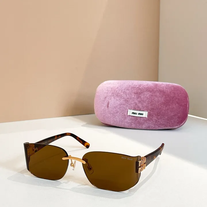 スーパーコピー ミュウミュウ サングラス