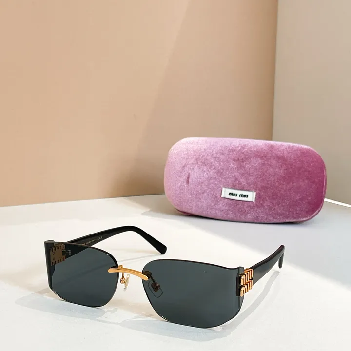 スーパーコピー ミュウミュウ サングラス
