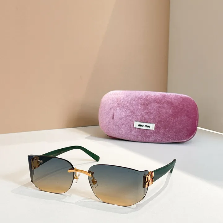 スーパーコピー ミュウミュウ サングラス