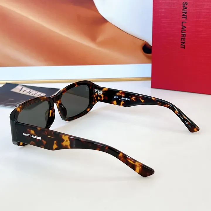 スーパーコピー ジバンシィ サングラス