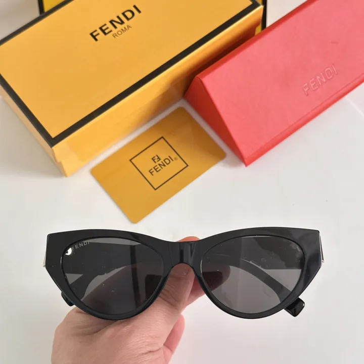 スーパーコピー フェンディ サングラス