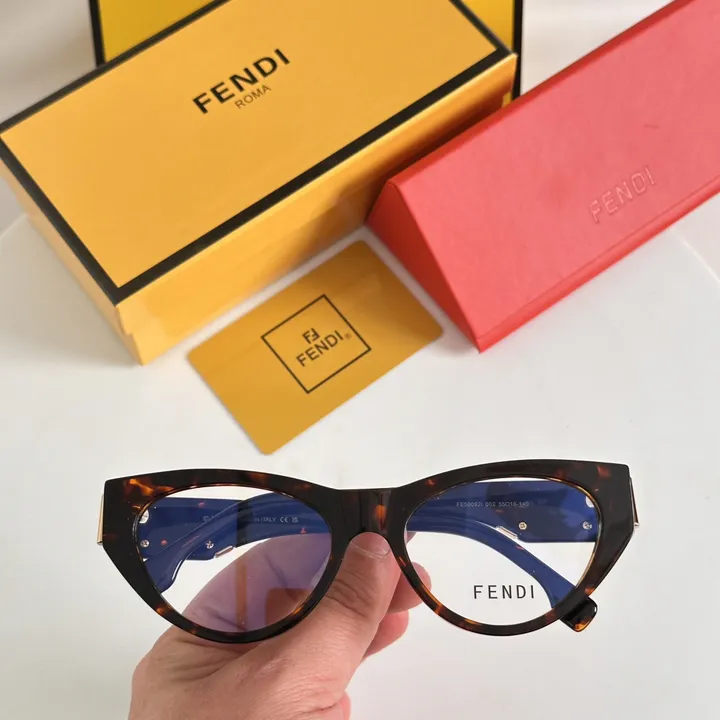 スーパーコピー フェンディ サングラス