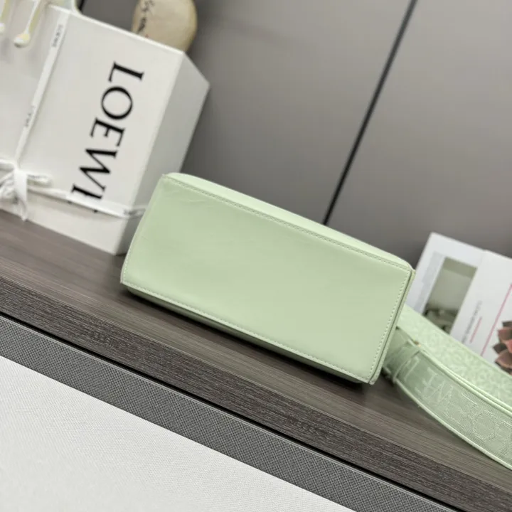 スーパーコピー ロエベ サングラス