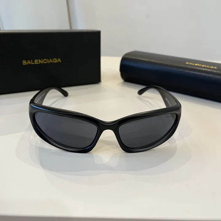 スーパーコピー バレンシアガ サングラス