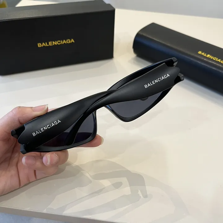 スーパーコピー バレンシアガ サングラス