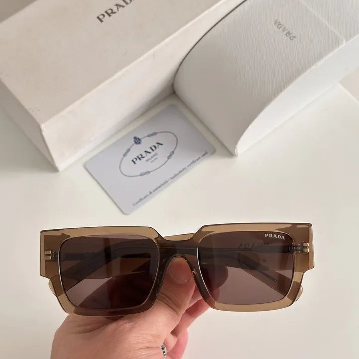 スーパーコピー プラダ サングラス