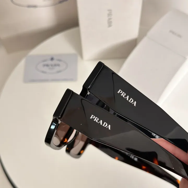 スーパーコピー プラダ サングラス