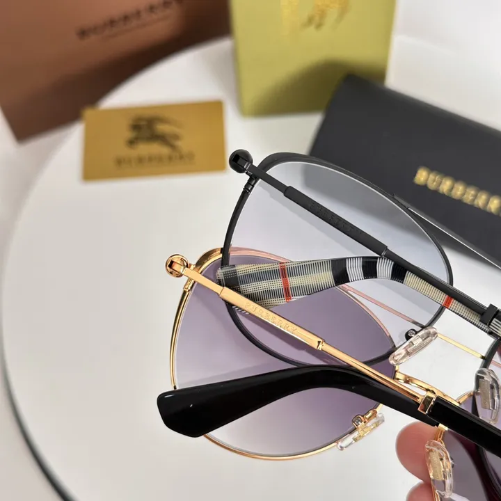 スーパーコピー バーバリー ス サングラス