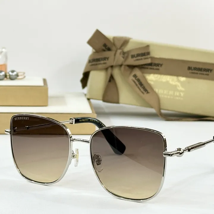 スーパーコピー バーバリー ス サングラス