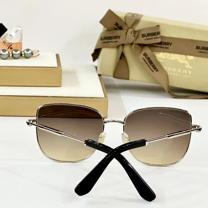 スーパーコピー バーバリー ス サングラス