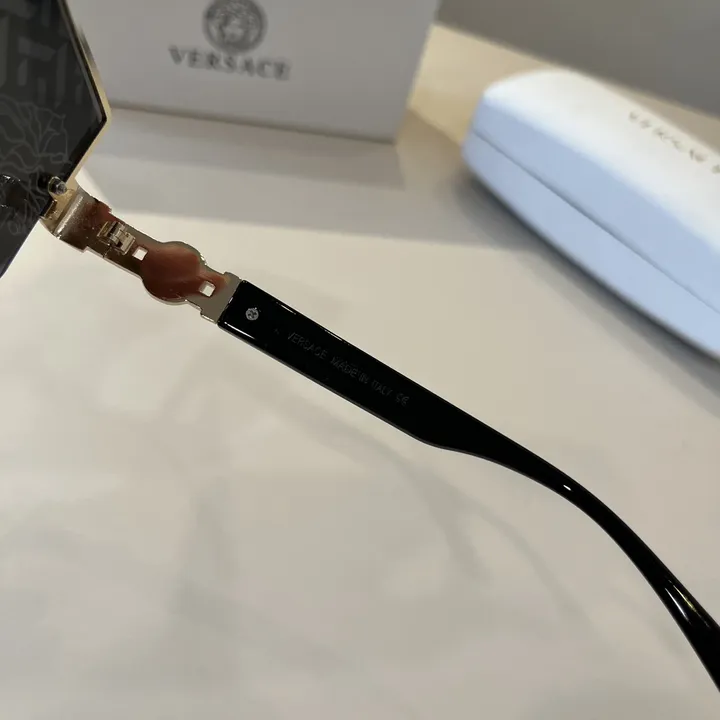 スーパーコピー ヴェルサーチ サングラス