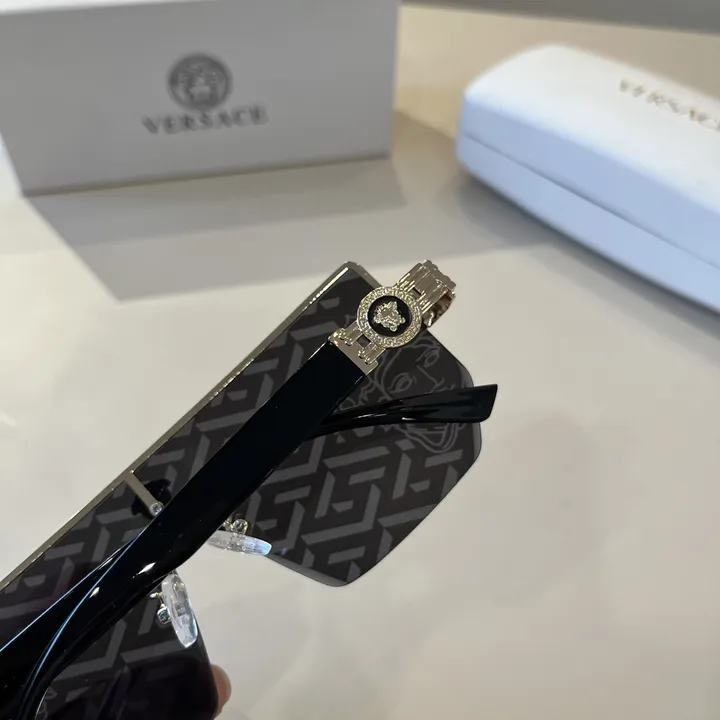 スーパーコピー ヴェルサーチ サングラス