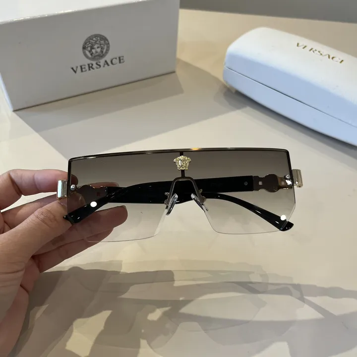 スーパーコピー ヴェルサーチ サングラス