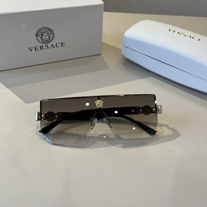 スーパーコピー ヴェルサーチ サングラス