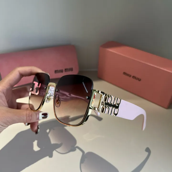スーパーコピー ミュウミュウ サングラス