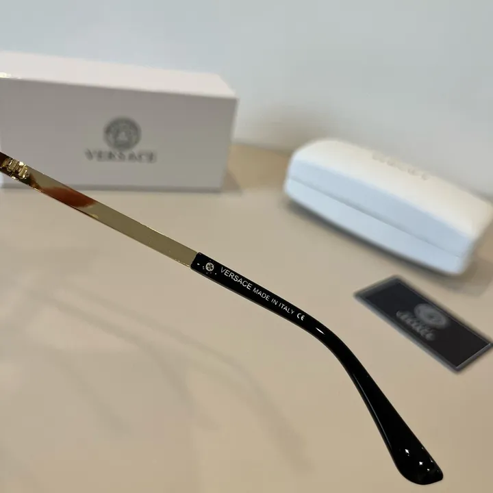 スーパーコピー ヴェルサーチ サングラス