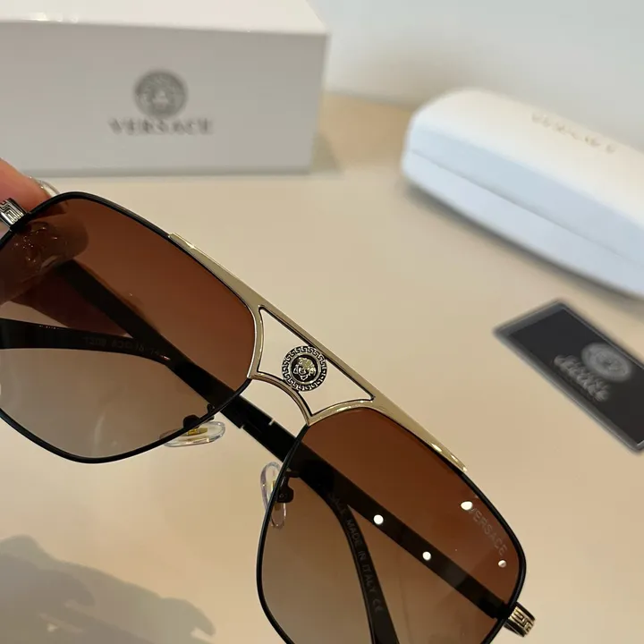 スーパーコピー ヴェルサーチ サングラス