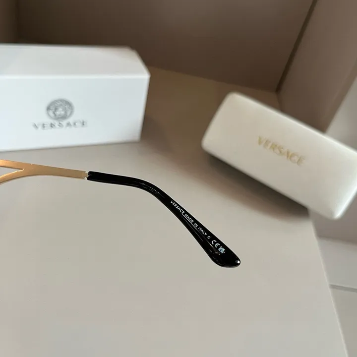 スーパーコピー ヴェルサーチ サングラス