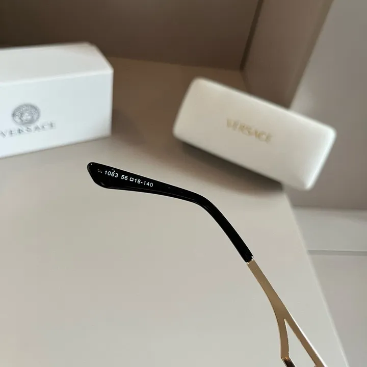 スーパーコピー ヴェルサーチ サングラス