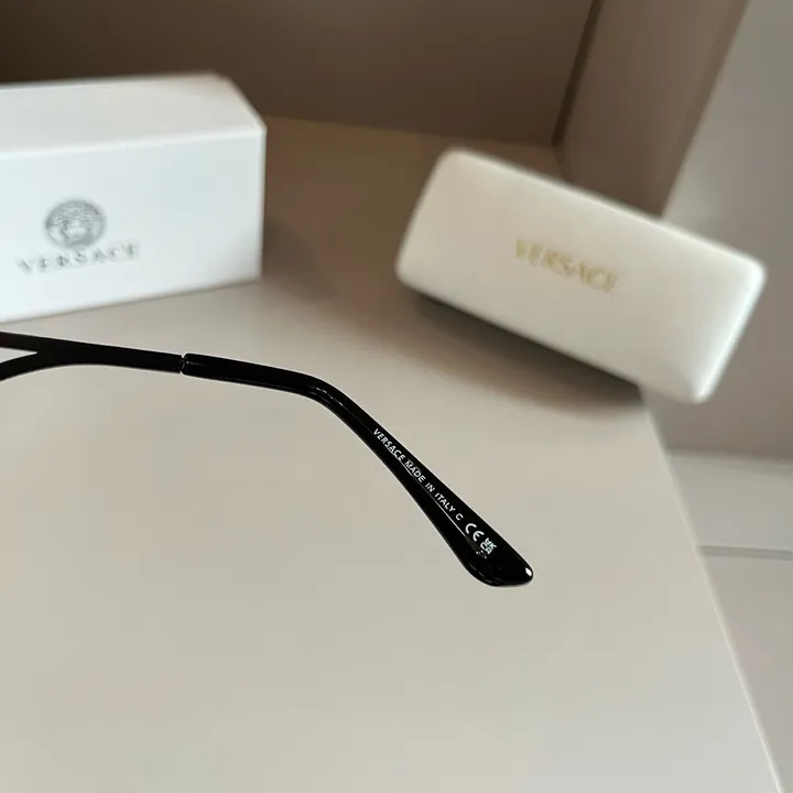 スーパーコピー ヴェルサーチ サングラス