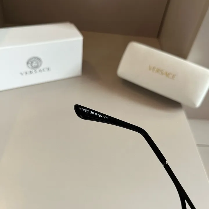 スーパーコピー ヴェルサーチ サングラス
