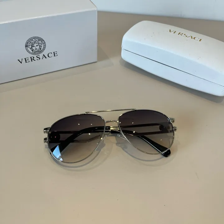 スーパーコピー ヴェルサーチ サングラス