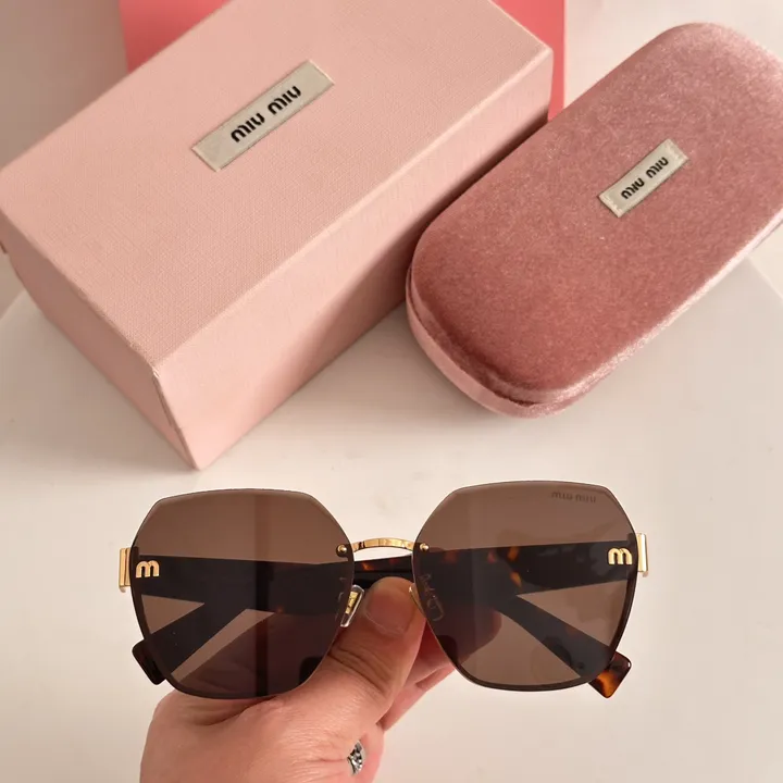 スーパーコピー ミュウミュウ サングラス