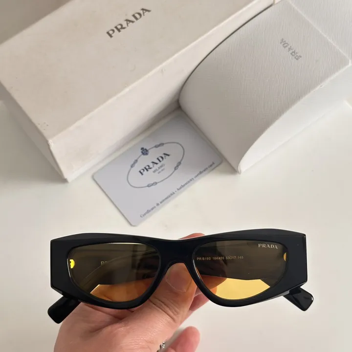 スーパーコピー プラダ サングラス