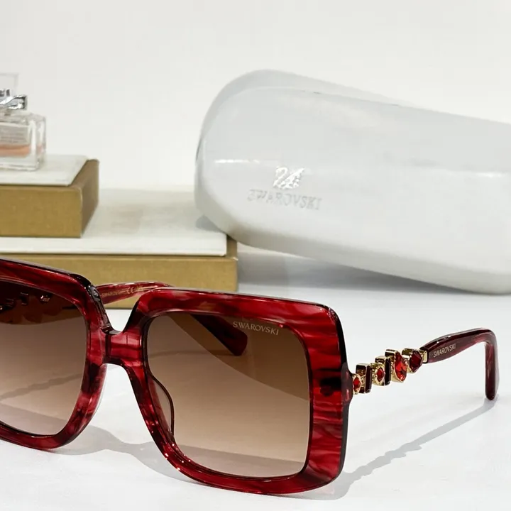 スーパーコピー スワロフスキー サングラス