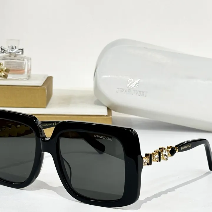 スーパーコピー スワロフスキー サングラス