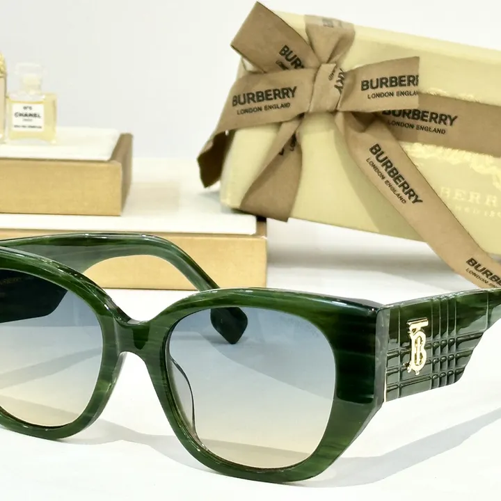 スーパーコピー バーバリー ス サングラス