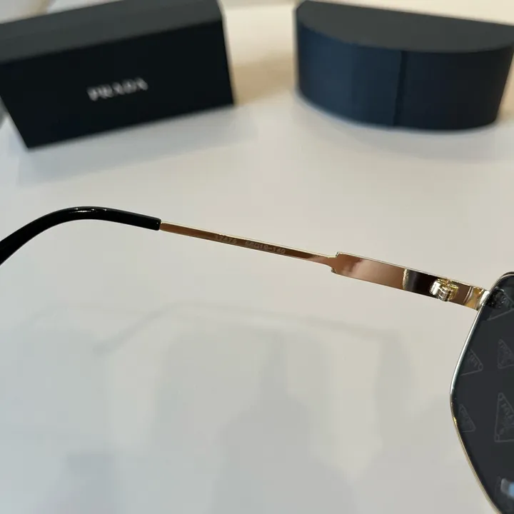 スーパーコピー プラダ サングラス