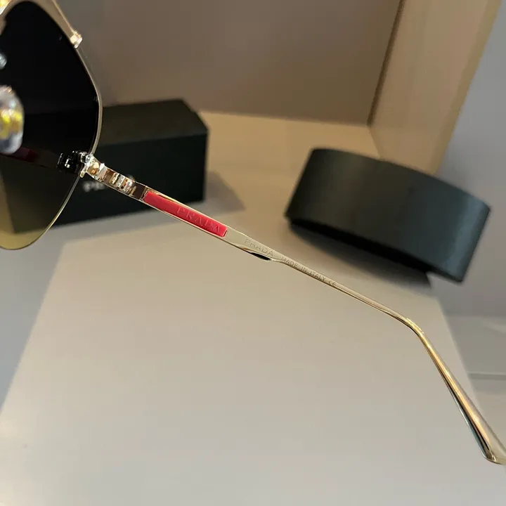 スーパーコピー プラダ サングラス