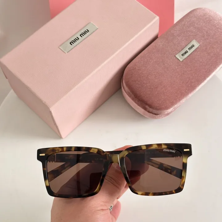 スーパーコピー ミュウミュウ サングラス