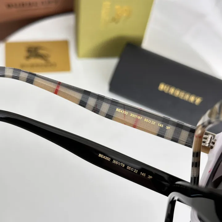 スーパーコピー バーバリー ス サングラス