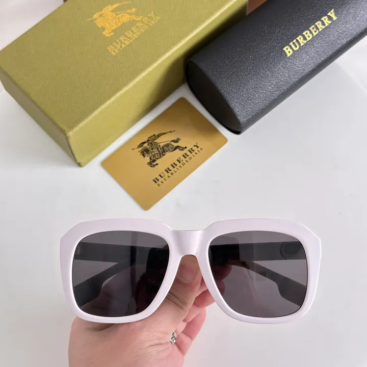 スーパーコピー バーバリー ス サングラス