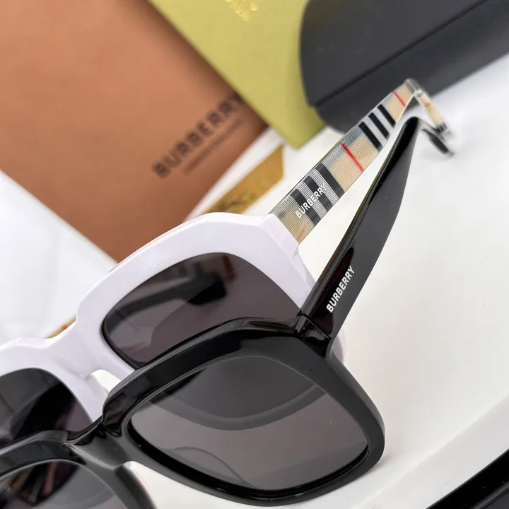 スーパーコピー バーバリー ス サングラス