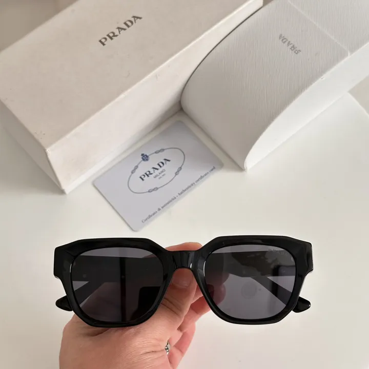 スーパーコピー プラダ サングラス