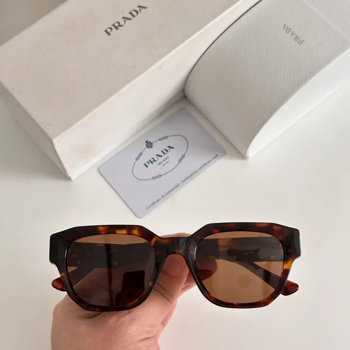 スーパーコピー プラダ サングラス