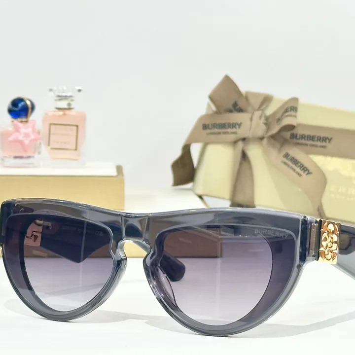 スーパーコピー バーバリー ス サングラス